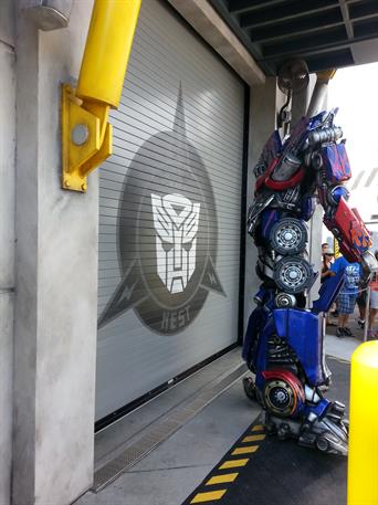 Cookson_Transformers-OptimusPrime_Graphics-Door_Universal-Orlando